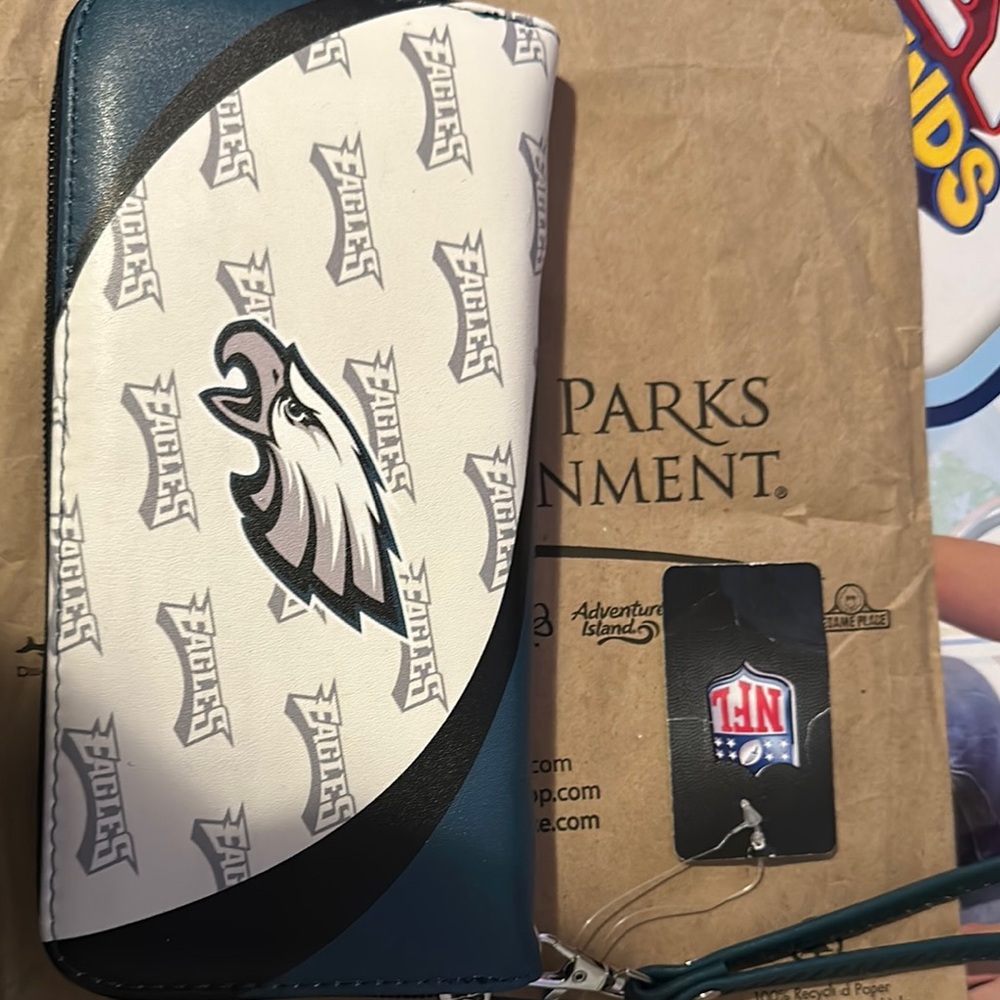 NFL Eagles Wallet with Logo Design